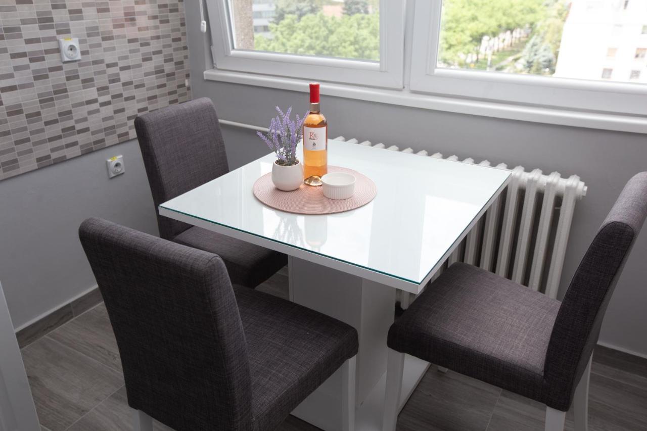 Apartman Danica Subotica Buitenkant foto